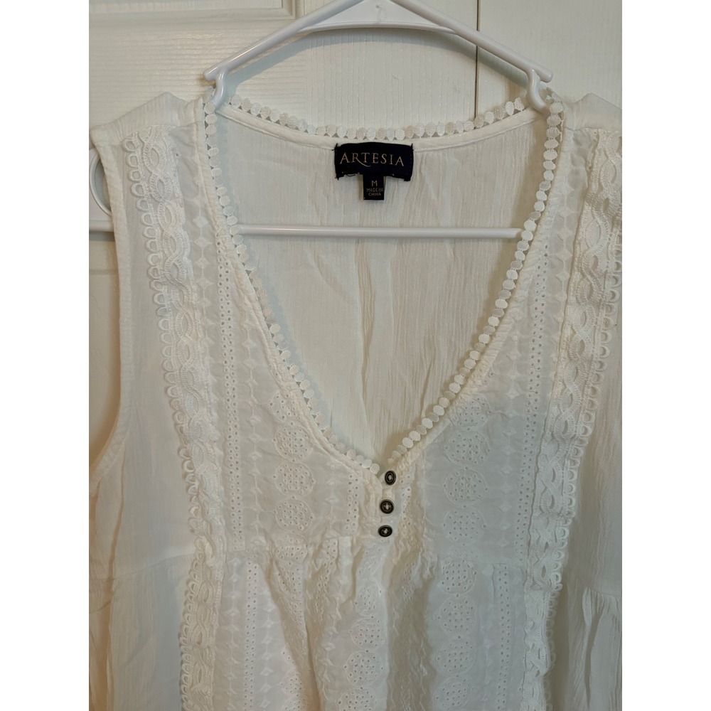 Artesia White Eyelet Lace Sleeveless Blouse V-Neck Boho Tank Top Womens Size M - Picture 2 of 7